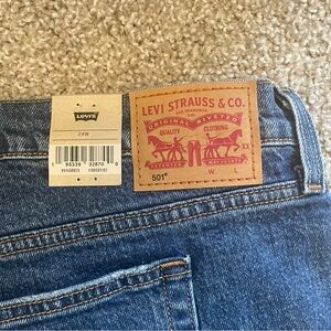 Levi 501 Jean shorts (Plus Size)